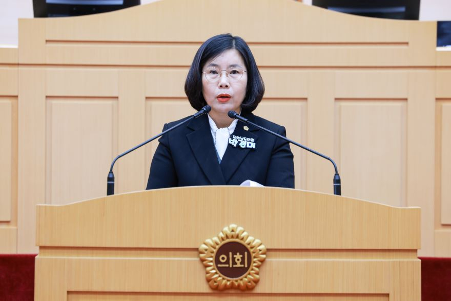 251209_박경미_의원_전남_작은학교에_차별_없는_교육환경_조성_촉구1.jpg