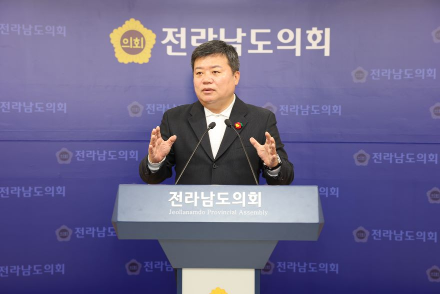 251211 정영균 도의원 여순사건 청소년 교육 방치, 지역사 교육 강화 시급1.jpg