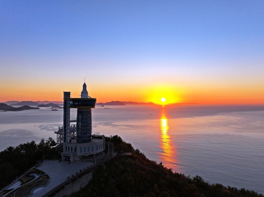 3. 고흥군, 2026 신년 해맞이 고흥우주발사전망대 특별운영.JPG