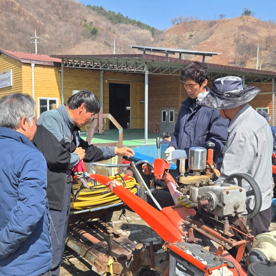 농기계 순회 수리봉사1.jpg