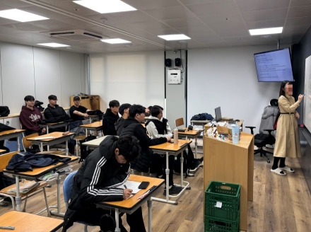 AI와 함께하는 취업 준비…순천공고 3학년 대상 진로 캠프