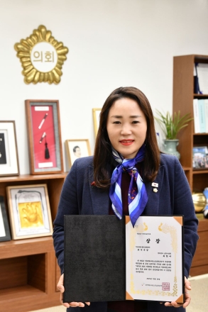 순천시의회 최현아 의원, ‘2025 지방의원 매니페스토 약속대상’ 최우수상 영예